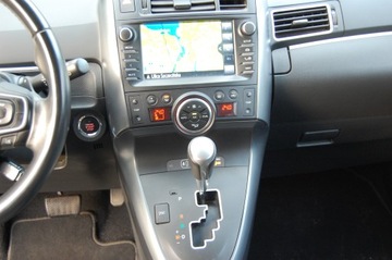 Toyota Verso Minivan Facelifting 1.8 Valvematic 147KM 2018 Verso 7-osobowa Keyless go Kamera Navi Hak Bezwypadkowa Piękna, zdjęcie 7