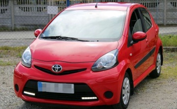 Toyota Aygo I Hatchback 5d Facelifting 1.0 VVT-i 68KM 2013 Toyota Aygo LED 5 Drzwi Zadbany KLIMA Benzyna 68KM, zdjęcie 3