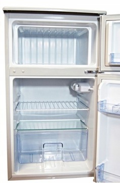 Маленький холодильник для офиса в отеле Undertop BCD-96, серебро, 89 литров, 85 см.