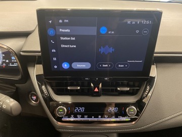 Toyota Corolla XII TS Kombi Facelifting 1.8 Hybrid 140KM 2023 Toyota Corolla 1.8 Hybrid GR Sport Dynamic Seria E, zdjęcie 15