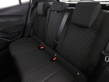 Peugeot 2008 II SUV 1.2 PureTech 100KM 2020 Peugeot 2008 klima auto full LED czujniki, zdjęcie 16