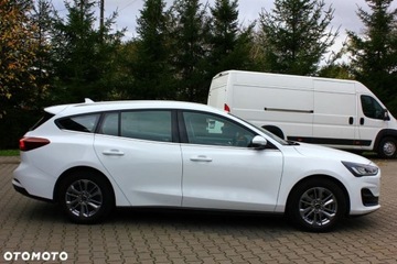 Ford Focus IV Kombi Facelifting 1.0 EcoBoost 125KM 2023 Ford Focus Ford Focus 1.0 EcoBoost Titanium Benzyna 125KM, zdjęcie 20