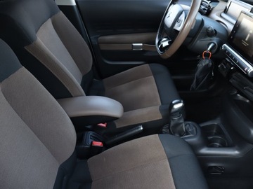 Citroen C4 Cactus Crossover Facelifting 1.2 PureTech 82KM 2018 Citroen C4 Cactus 1.2 PureTech, Salon Polska, zdjęcie 8