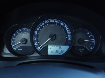 Toyota Auris II Hatchback 5d Dual VVT-i 100 99KM 2014 Toyota Auris 1.3 Dual VVT-i, Salon Polska, Klima, zdjęcie 10