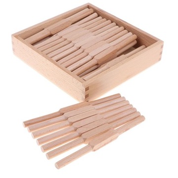 Набор деревянных маятников с материалами Монтессори и большой набор из 63 цветных карточек.