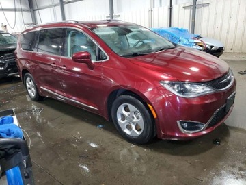 Chrysler Pacifica II 2017 Chrysler Pacifica Touring L Plus 2017 3.6l 3.6 Benzyna 287KM, zdjęcie 4