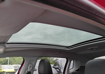 Peugeot 2008 I SUV Facelifting 1.2 PureTech 110KM 2017 Peugeot 2008 2017r, 1.2 Benzyna 110KM. Uszkodzony przod. Jezdzi 1.2 110KM, zdjęcie 20