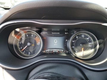 Jeep Cherokee V 2021 Jeep Cherokee Latitude Lux 2021 3.2l 3.2 Benzyna 271KM, zdjęcie 9