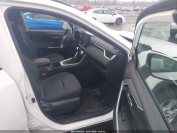 Toyota RAV4 V 2021 Toyota RAV4 2021 TOYOTA RAV4 HYBRID XLE 2.5 Hybryda 176KM, zdjęcie 5