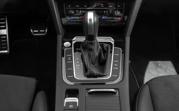 Volkswagen Arteon Fastback Facelifting 2.0 TSI 190KM 2023 Volkswagen Arteon 2.0 TSI 190KM R-Line DSG, Tempomat Aktywny, Podgrzewane, zdjęcie 15