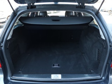 Mercedes Klasa E W212 Kombi 200 CGI BlueEFFICIENCY 184KM 2012 Mercedes E E 200, Automat, Skóra, Navi, Xenon, zdjęcie 13