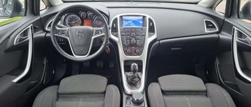 Opel Astra J Hatchback 5d 1.4 Turbo ECOTEC 140KM 2011 Opel Astra Opel Astra 1.4 Turbo Sport 1.4 Benzyna 140KM, zdjęcie 11