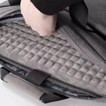 TORBA NA LAPTOPA DAMSKA MĘSKA DO SAMOLOTU NA RAMIĘ POWIĘKSZANA 15.6