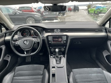 Volkswagen Passat B8 Variant 2.0 TDI BlueMotion SCR 150KM 2016 Volkswagen Passat Highline Automat Skóra Podg., zdjęcie 6