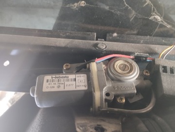 MOTOREK STŘEŠNÍHO OKNA ALFA ROMEO 156