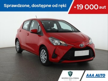 Toyota Yaris III Hatchback 5d Facelifting 1.0 VVT-i 69KM 2017 Toyota Yaris 1.0 VVT-i, Salon Polska, Serwis ASO