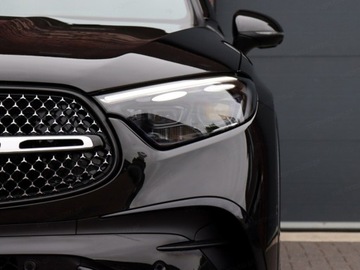 Mercedes GLC C254/X254 Coupe 2.0 300 258KM 2025 MERCEDES-BENZ GLC 300 4-Matic AMG Line 2.0 (258KM) 2025, zdjęcie 1