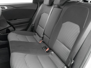 Kia Ceed III Kombi Facelifting 1.5 T-GDI 160KM 2022 Kia Cee'd GD4E976#1.5 T-GDI M 2 stref klima K.cof, zdjęcie 25