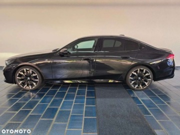 BMW Seria 5 G90-91 2026 BMW Seria 5 BMW Seria 5 540d xDrive mHEV M Sport 3.0 Hybryda 303KM, zdjęcie 4