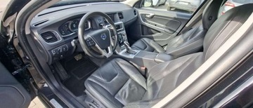 Volvo V60 I 2013 Volvo V60 Volvo V60 D6 AWD Plug-in Hybrid Summum 2.4 Hybryda Plug-in 220KM, zdjęcie 6