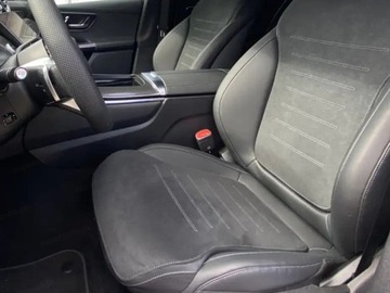 Mercedes GLC C254/X254 Coupe 2.0 220d 197KM 2025 MERCEDES-BENZ GLC 220 d 4-Matic AMG Line 2.0 (197KM) 2025, zdjęcie 3