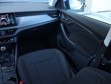 Skoda Kamiq Crossover 1.0 TSI 115KM 2020 Skoda Kamiq 1.0 TSI, Salon Polska, Serwis ASO, zdjęcie 7