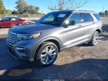 Ford Explorer VI 2022 Ford Explorer Platinum 2022 3.0 Benzyna 400KM, zdjęcie 1