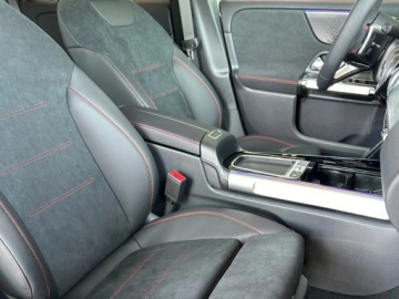 Mercedes GLB SUV 1.3 200 163KM 2025 MERCEDES-BENZ GLB 200 AMG Line Suv 1.3 (163KM) 2025, zdjęcie 7