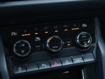 Skoda Kodiaq I SUV 1.5 TSI ACT 150KM 2020 Skoda Kodiaq 1.5 TSI, Salon Polska, Automat, zdjęcie 17