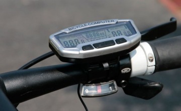 Водонепроницаемый ВЕЛОСИПЕДНЫЙ КОМПЬЮТЕР С БОЛЬШИМ ЖК-ЭКРАНОМ, 28 ФУНКЦИЙ