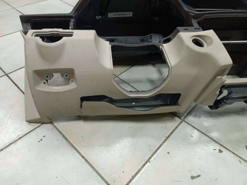 DESKA ROZDĚLOVAČE KONZOLA MERCEDES-BENZ E-CLASS W212 FACELIFT 2014 ROK USA