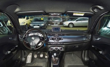 Alfa Romeo Giulietta Nuova II Hatchback 5d 1750 TBi 16v 235KM 2013 ALFA ROMEO GIULIETTA 1.8 TBi 235 KM, zdjęcie 21