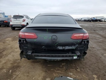 Mercedes Klasa E W213 2022 Mercedes-Benz Klasa E Amg 53 2022 3.0 Benzyna 429KM, zdjęcie 2