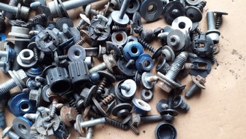 A4 B8 S4 РЕМЕНЬ ПЕРЕДНЕГО БАМПЕРА БОЛТЫ КРЫЛА LX5V КОМПЛЕКТ