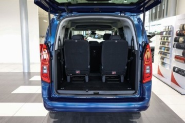 Toyota 2023 Toyota Proace City Verso City Verso Long 1.5 D-4D Family Aut. 1.5 Diesel, zdjęcie 32