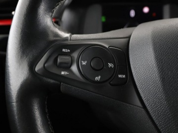 Opel Corsa F Hatchback 5d 1.2 Turbo 100KM 2021 Opel Corsa full LED virtual cocpit klima czujniki, zdjęcie 28