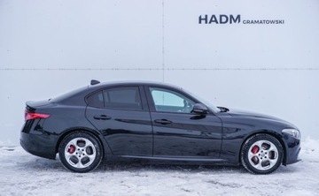 Alfa Romeo Giulia II Sedan 2.0 Turbo 200KM 2018 Alfa Romeo Giulia Alfa Romeo Giulia 2,0 201 KM 2.0 Benzyna 200KM, zdjęcie 7