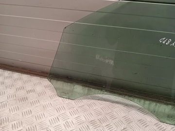 PORSCHE CAYENNE (92A) 2012 PŘEDNÍ STRANA PRAVÁ SKLO (OKNO) DVEŘE PŘEDNÍCH