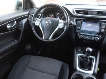 Nissan Qashqai II Crossover 1.2 DIG-T 115KM 2016 Nissan Qashqai 1.2 DIG-T, Salon Polska, zdjęcie 6