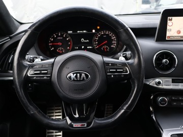 Kia Stinger Liftback 2.0 T-GDi 245KM 2020 Kia Stinger 2.0 T-GDI, Salon Polska, zdjęcie 15