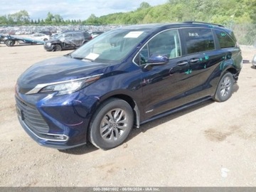 Toyota Sienna III 2021 Toyota Sienna xle, 2021r., 2.5L 2.5 Benzyna 245KM, zdjęcie 1