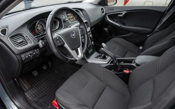 Volvo V40 II Cross Country D2 115KM 2013 Volvo V40 1.6 D2 115KM Alu Pdc Hak Full Serwis Gwarancjia 1.6 Diesel, zdjęcie 14