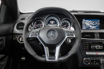 Mercedes Klasa C W204 2011 Mercedes C 63 AMG Coupe Performance 487KM, zdjęcie 26