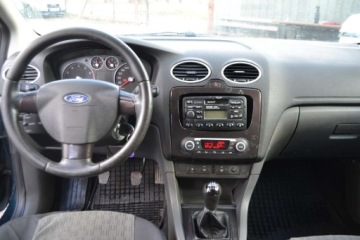 Ford Focus II Sedan 1.6 Duratec Ti-VCT 115KM 2007 Ford Focus BEMOWO 1.6 Benzyna, 1998 rok produkcji KOMIS TYSIAK, zdjęcie 6