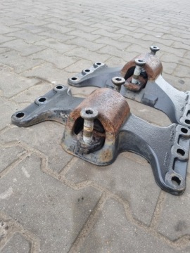 Закрепление лапы седло Jost 150 мм SK0010056 Renault Set Set