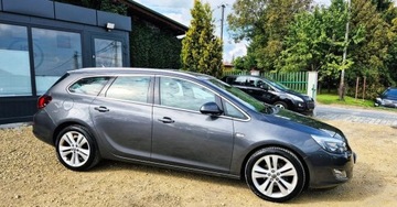 Opel Astra J Sports Tourer 1.4 Turbo ECOTEC 120KM 2011 Opel Astra BENZYNA NAWIGACJA sportowe fotele super okazja polecamy, zdjęcie 10