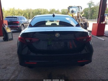 Alfa Romeo Giulia II Sedan 2.0 TBi 280KM 2019 Alfa Romeo Giulia Ti 2019 2.0l 2.0 Benzyna 280KM, zdjęcie 4