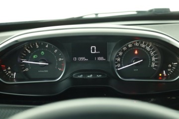 Peugeot 2008 I SUV 1.2 PureTech 110KM 2015 Peugeot 2008 1.2 PureTech, Klima, Tempomat, zdjęcie 7