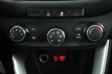 Kia Ceed II Hatchback 5d Facelifting 1.4 CRDi 90KM 2017 Kia Ceed 1.4 CRDi, Salon Polska, Serwis ASO, zdjęcie 9