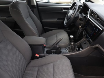 Toyota Corolla XI Sedan Facelifting 1,6 Valvematic 132KM 2018 Toyota Corolla 1.6 Valvematic, Salon Polska, zdjęcie 8